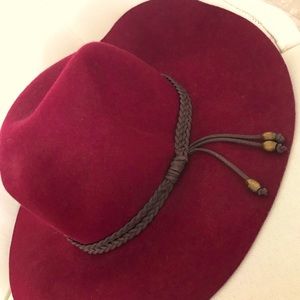 Fashion felted hat